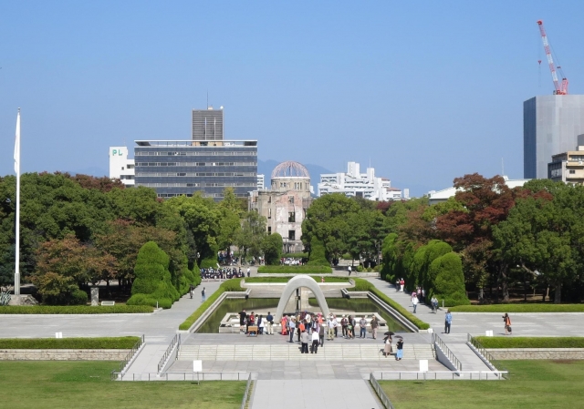 4月1日　「広島平和記念公園」完成：1954年