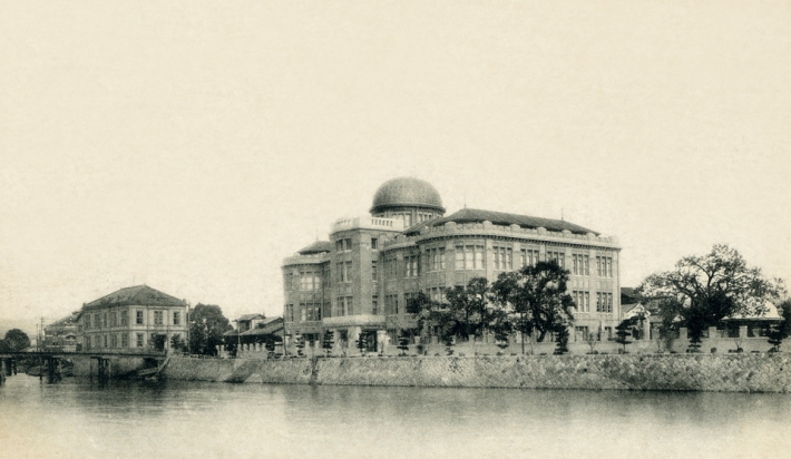 4月5日　「広島県産業奨励館（原爆ドーム）」設立：1915年